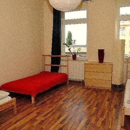 3-Raum-Fewo-Dresden-Zentrum-Balkon-Blick-Auf-Altstadt-L10 Kültér fotó